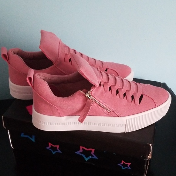 Cute to the Core pink ginger sneakers size 9 - Picture 2 of 6